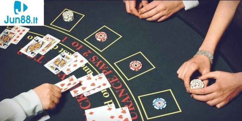 Blackjack và đôi nét nổi bật nhất về game bài hàng nhất